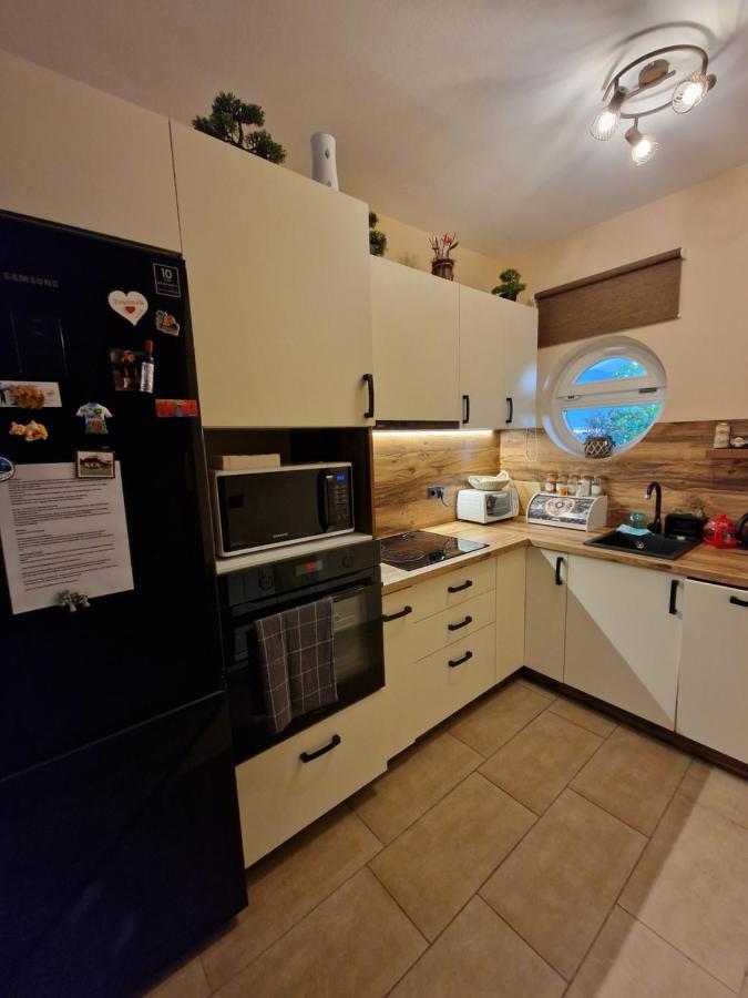 Rozina Apartman Mosonmagyaróvár Eksteriør bilde